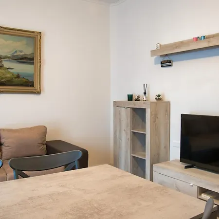 Casa * Abbadia Lariana