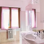 Casa *